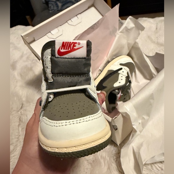 Jordan 1 Low OG SP size Toddler 6c - Picture 6 of 8